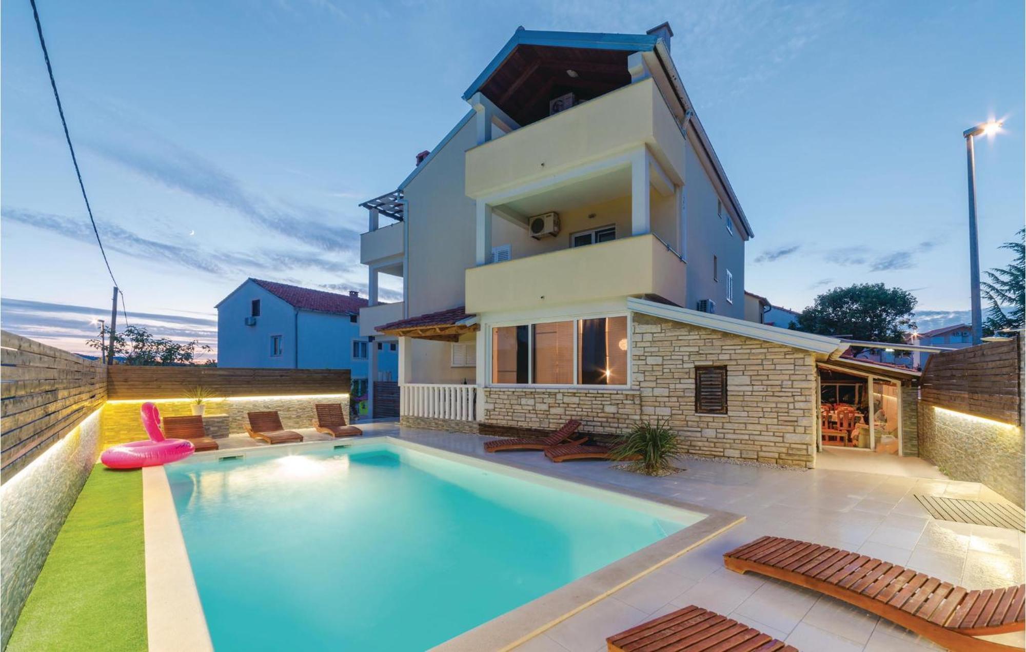 Pet Friendly Apartment In Biograd With Kitchen Biograd na Moru Kültér fotó