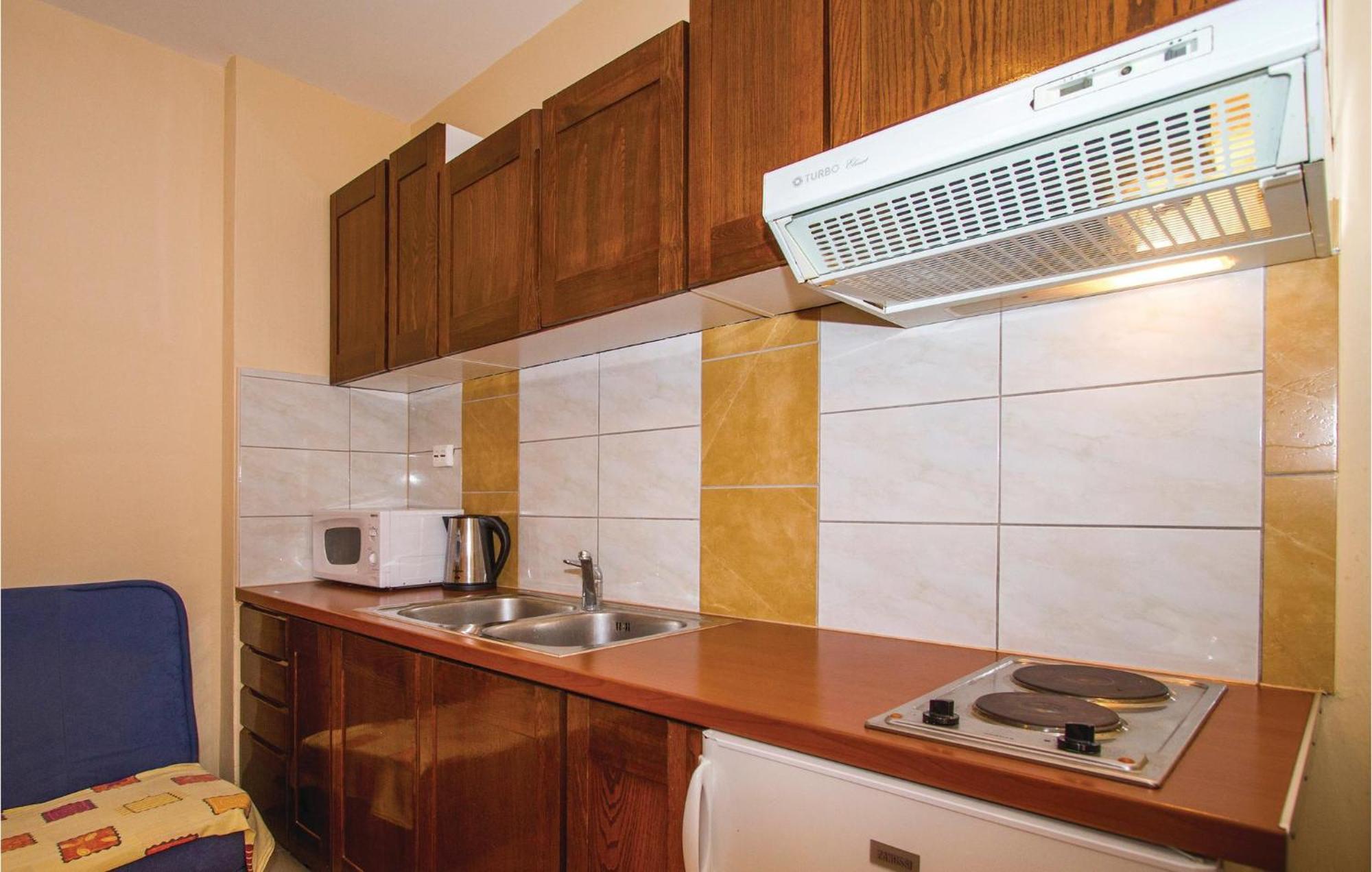 Pet Friendly Apartment In Biograd With Kitchen Biograd na Moru Kültér fotó